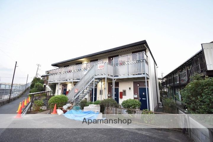 東京都国分寺市内藤2丁目の賃貸アパートの外観