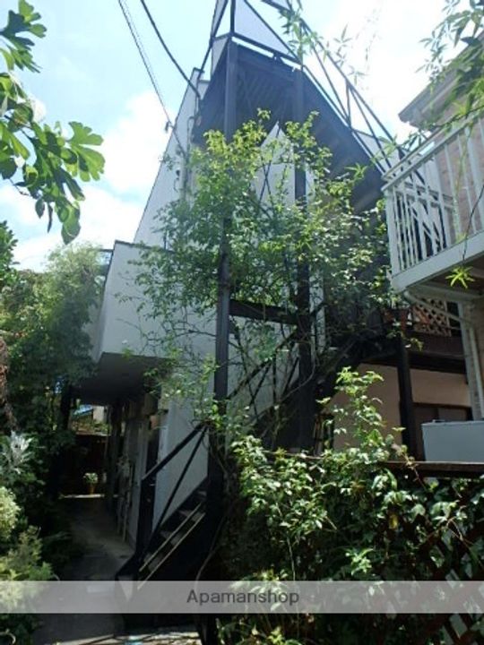 東京都三鷹市井の頭5丁目の賃貸アパートの外観