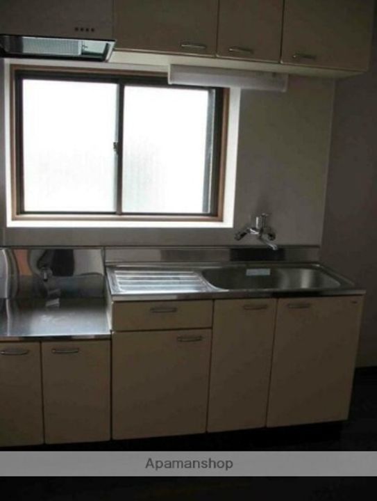 東京都三鷹市上連雀4丁目の賃貸マンションのキッチン