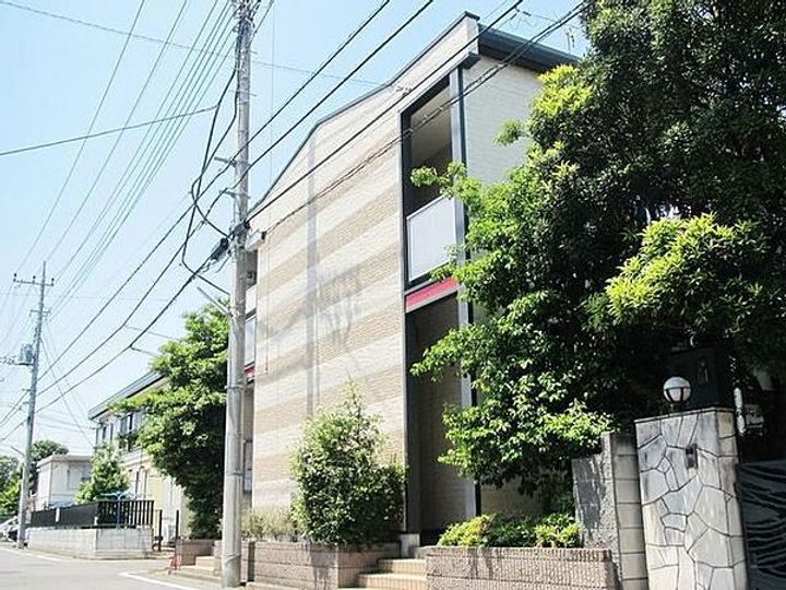 レオパレスかすみの外観