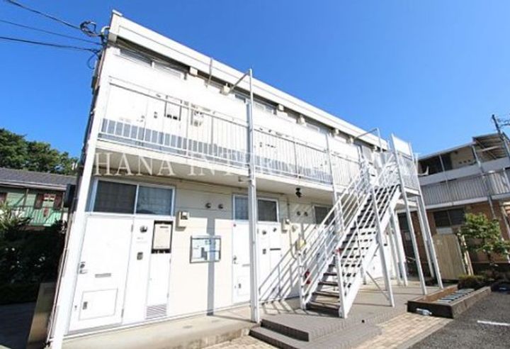 レオパレスラ・ポールの外観