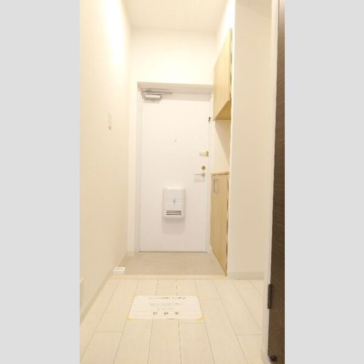 プライムアーバン武蔵小金井の玄関