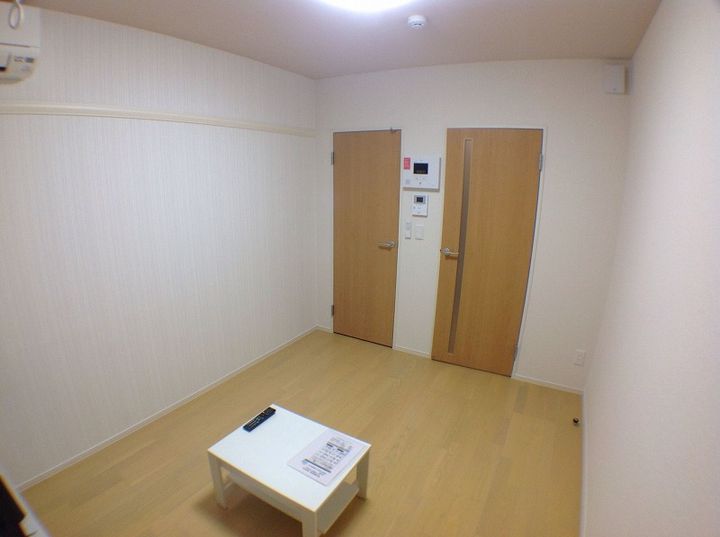 クレイノ西調布の居間