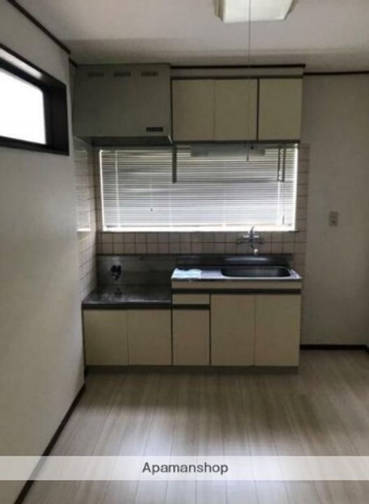 東京都練馬区南大泉4丁目の賃貸アパートのキッチン