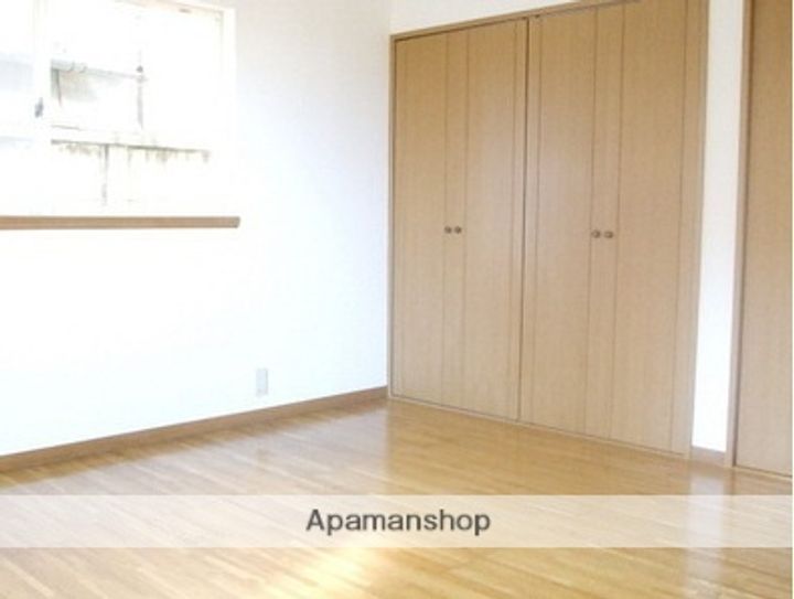 ピアリスのその他画像