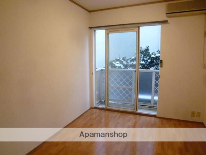 ビリオーザの居間