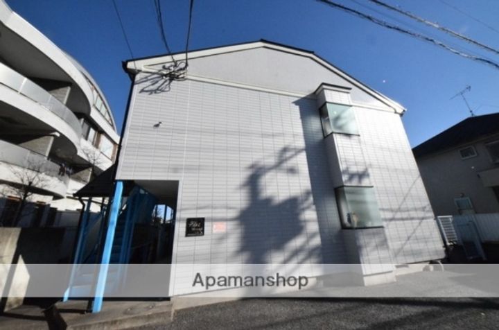 フラットウエストⅡの外観