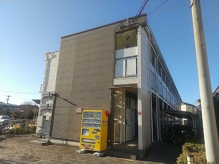 レオパレスFEDEの外観