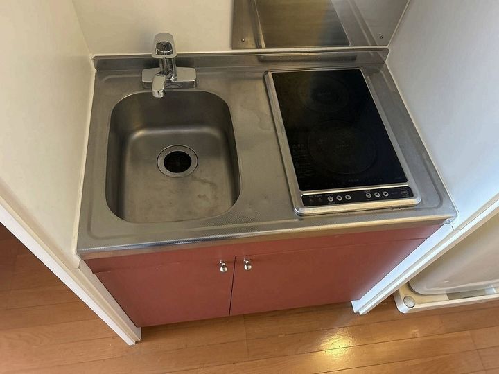 レオパレスFEDEのキッチン