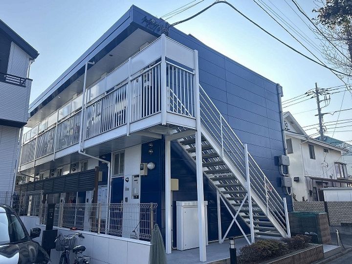 レオパレスAINの外観