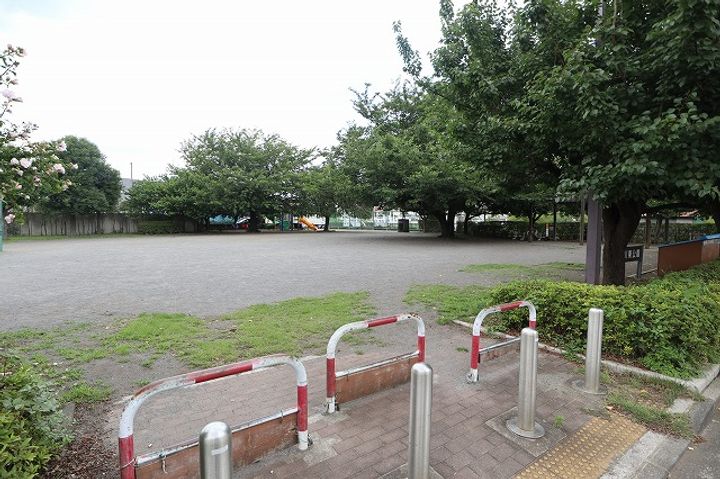 レオパレス青柳の周辺