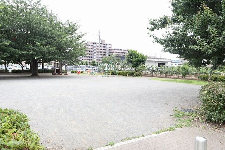 レオパレス青柳の周辺