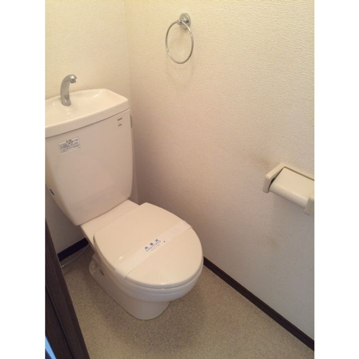 アムール エタンのその他画像