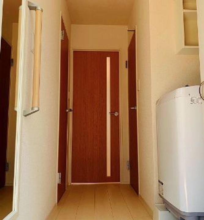 クレイノソレイユ立川の玄関