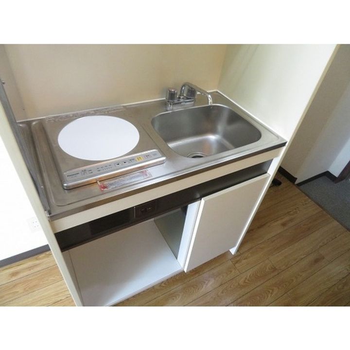 エバーグレース西府のキッチン