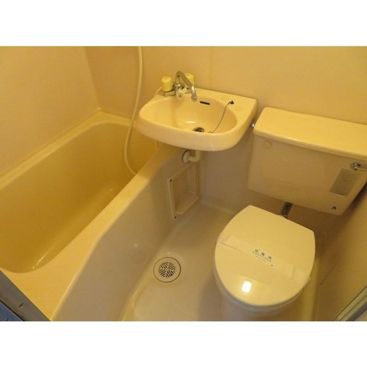 エバーグレース西府の風呂