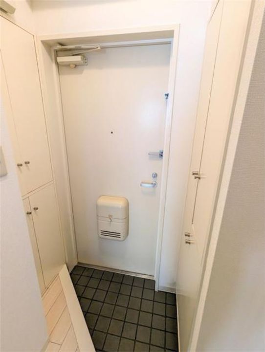 アバクス立川の玄関