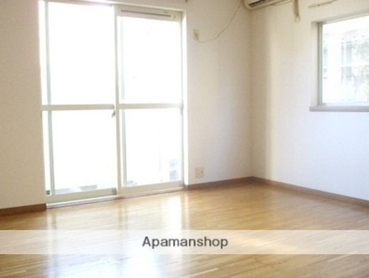 ピアリスの居間