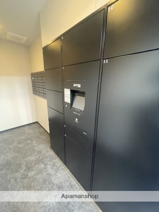 東京都武蔵野市境1丁目の賃貸マンションの内装