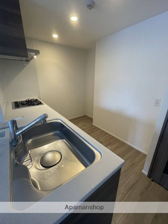 東京都武蔵野市境1丁目の賃貸マンションの内装