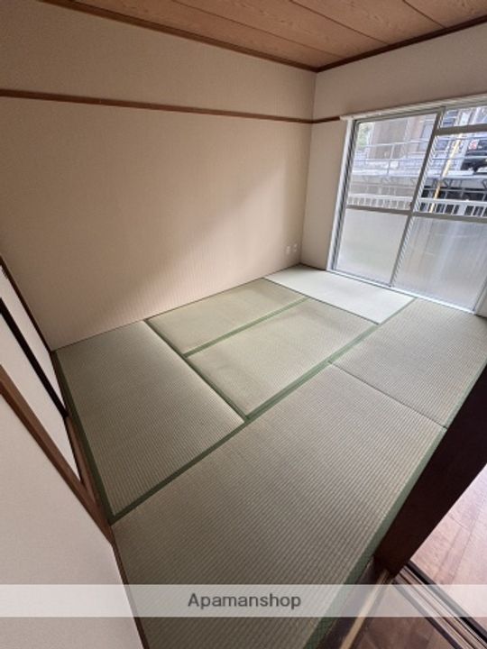 REDEAL子安町の内装