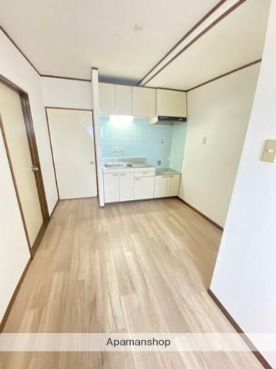 第二メゾン黒川の居間