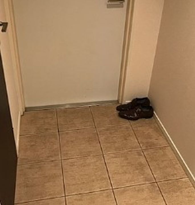 パークアクシス辰巳ステージの玄関