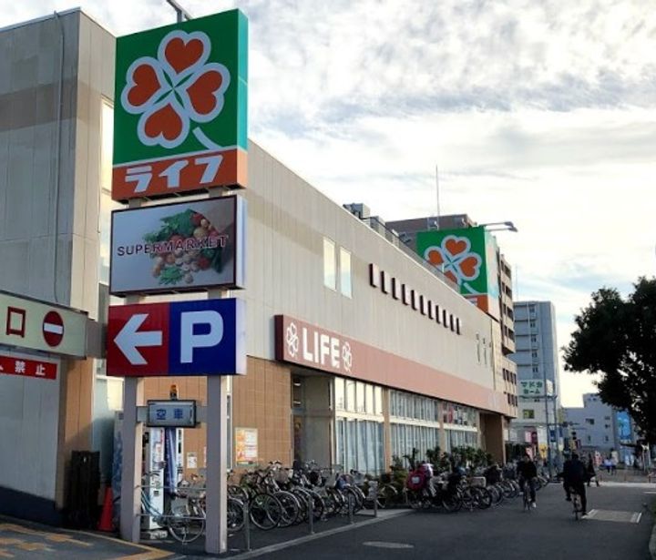 レオパレス北綾瀬の周辺