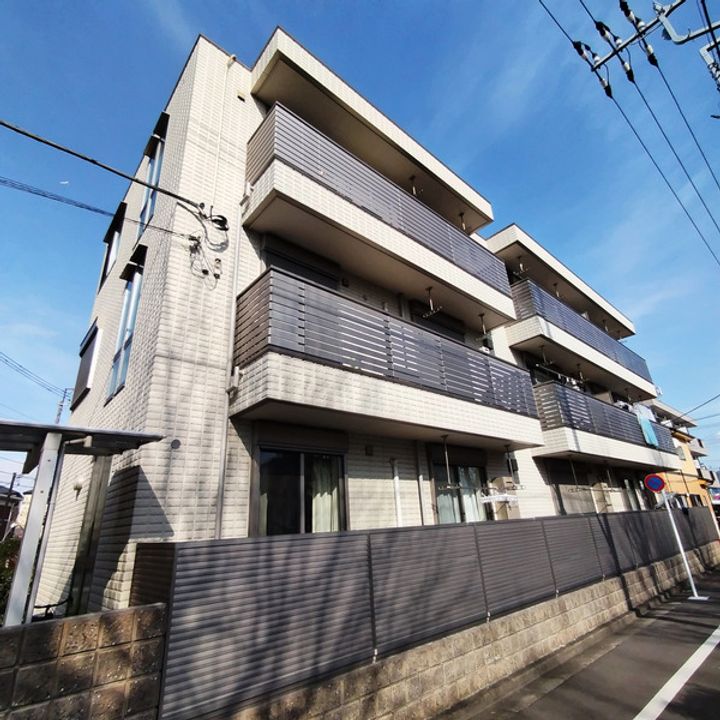 ミル・ネージュの外観