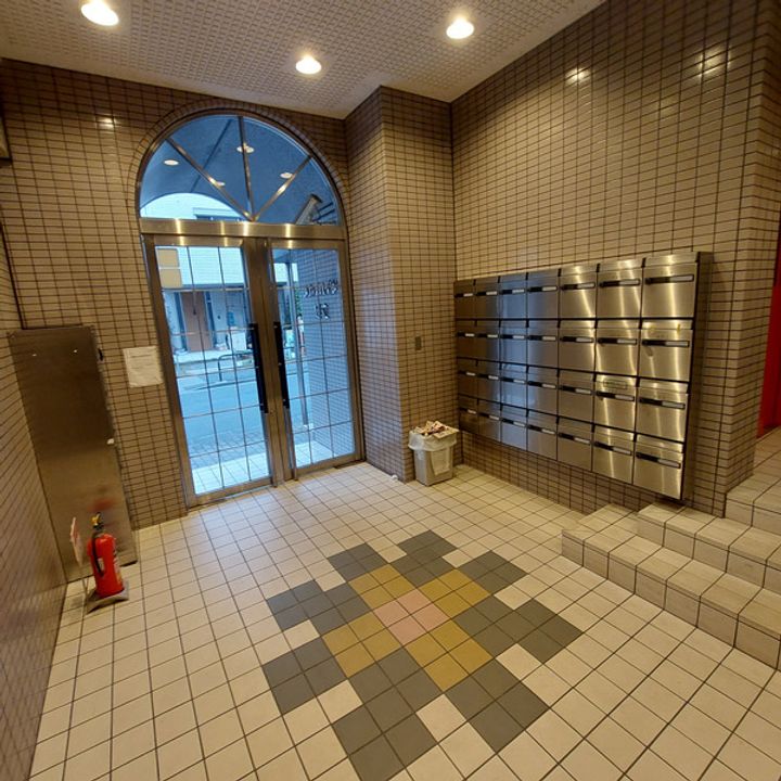 第一スカイハイツ足立の周辺