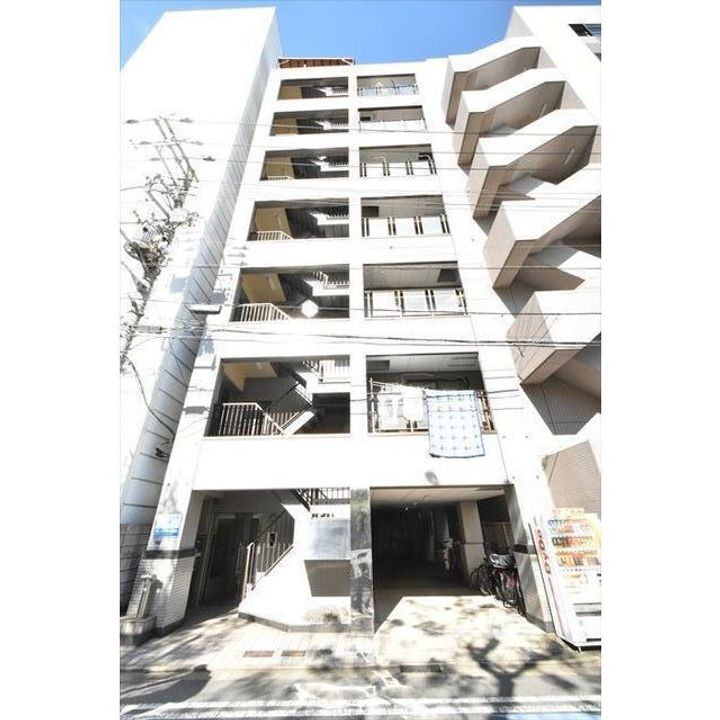 第六ホクシンビルの外観