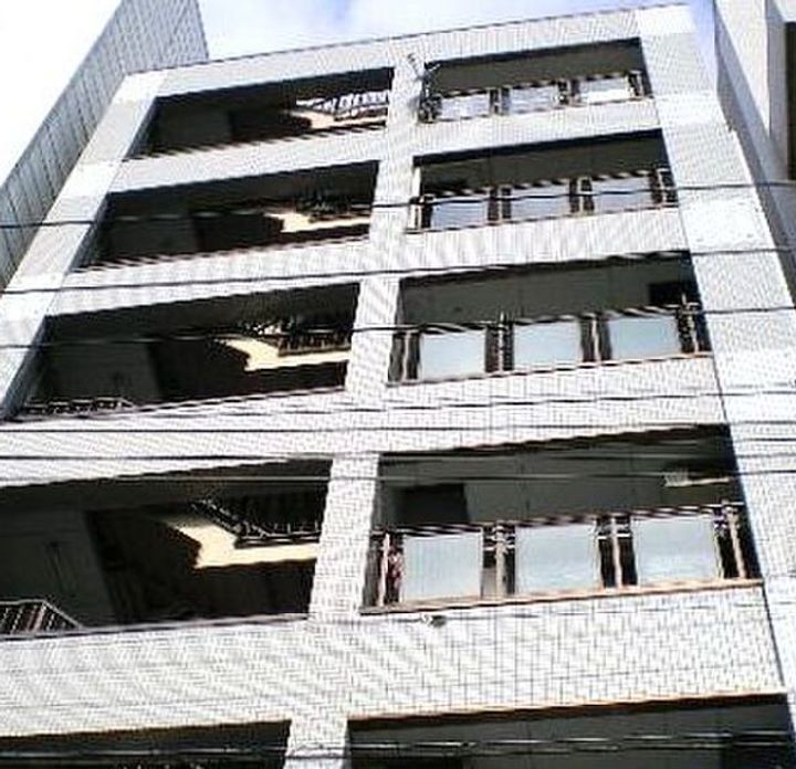 第六ホクシンビルの外観