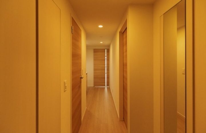 フロンティアレジデンス錦糸公園の玄関