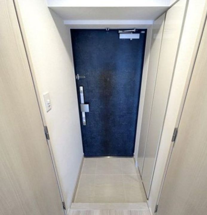 シーズンフラッツ住吉の玄関