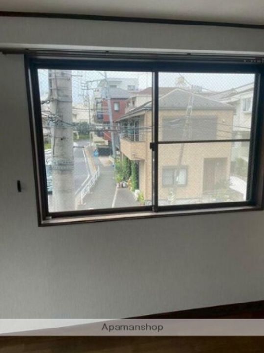 グランドール・イトウの居間