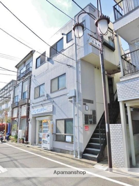 東京都小平市学園西町1丁目の賃貸マンションの外観