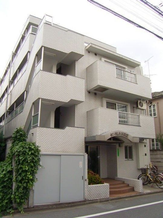 セントヒルズ国立の外観