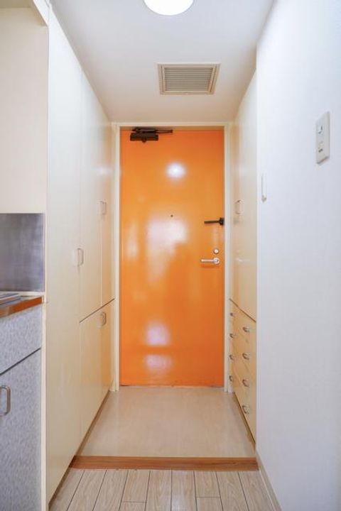 国分寺シティハイツの玄関