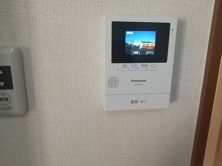 ラ・トゥーエルの玄関