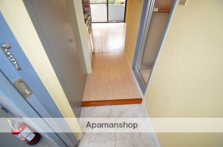 エトワール小金井の玄関