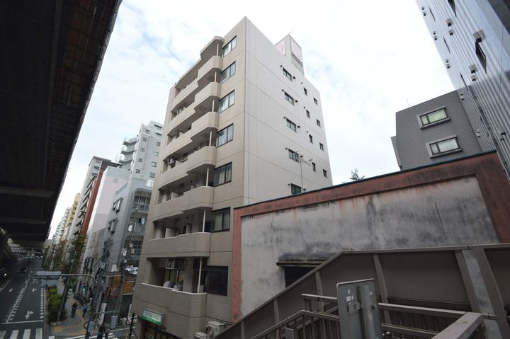 モンパールオキツモの外観