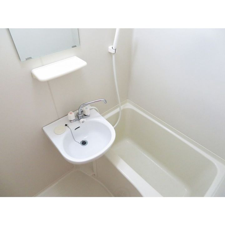 東京都豊島区池袋本町1丁目の賃貸マンションの風呂