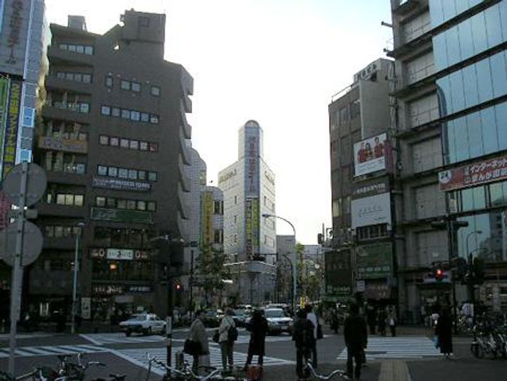 MFPR代々木タワーの周辺