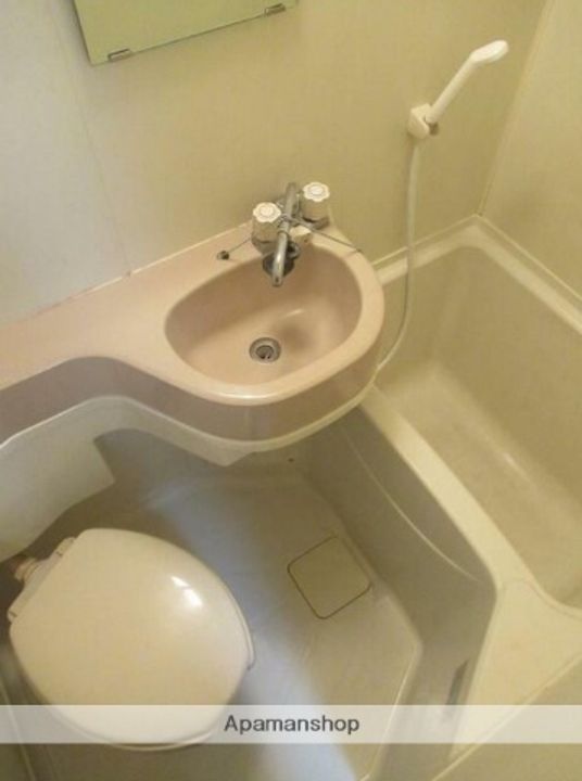 東京都品川区旗の台3丁目の賃貸アパートの風呂