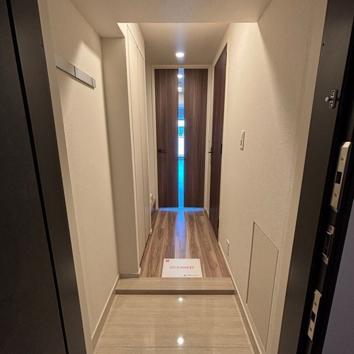 パークアクシス新宿百人町の玄関