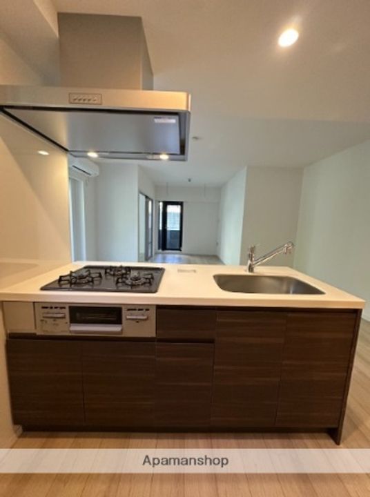 東京都目黒区目黒4丁目の賃貸マンションのキッチン