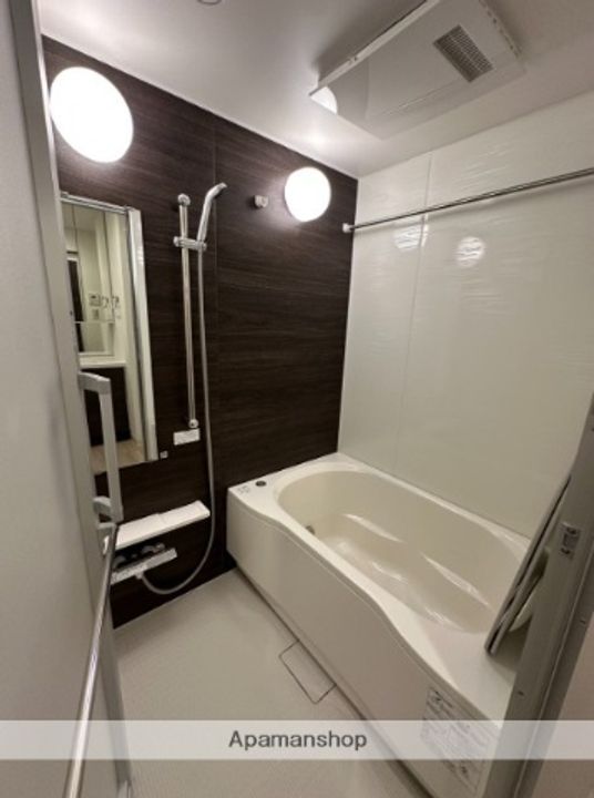 東京都目黒区目黒4丁目の賃貸マンションの風呂