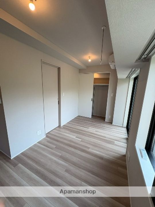 シーズンフラッツ大井町の居間