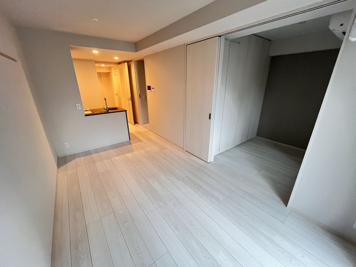 ルフォンプログレ上野御徒町の居間