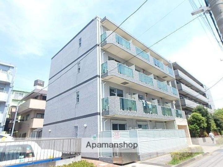 東京都足立区綾瀬2丁目の賃貸マンションの外観